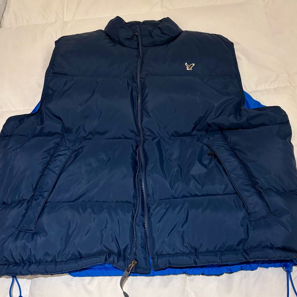 American Eagle Outfitters Navy Puffer Vest, Men's